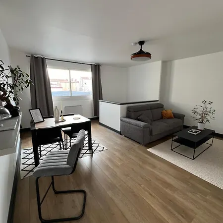 Hyper Centre A 80m Du Marche Central, T2 Tres Calme Rue Du Minage La Rochelle (Charente-Maritime)