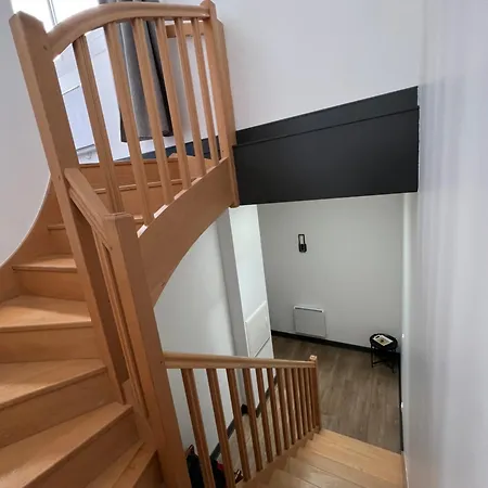 Hyper Centre A 80m Du Marche Central, T2 Tres Calme Rue Du Minage * La Rochelle (Charente-Maritime)