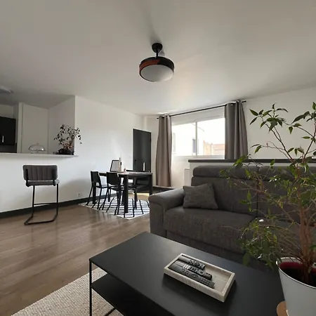 Hyper Centre A 80m Du Marche Central, T2 Tres Calme Rue Du Minage *