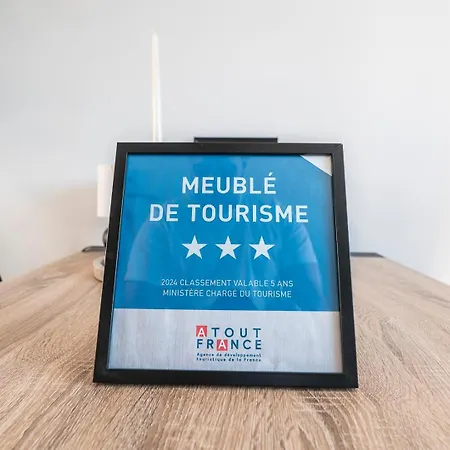 Apartment Hyper Centre A 80m Du Marche Central, T2 Tres Calme Rue Du Minage La Rochelle (Charente-Maritime)